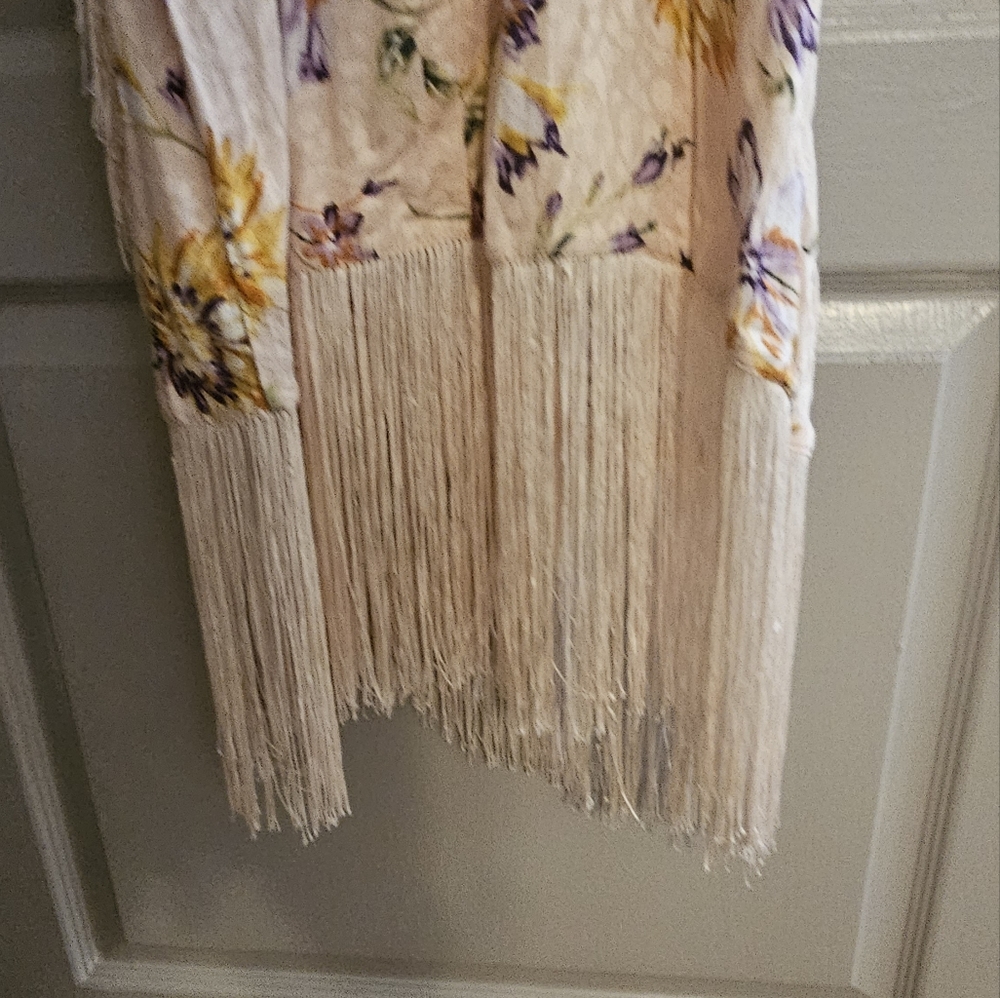 Dress - Picture 5 of 5